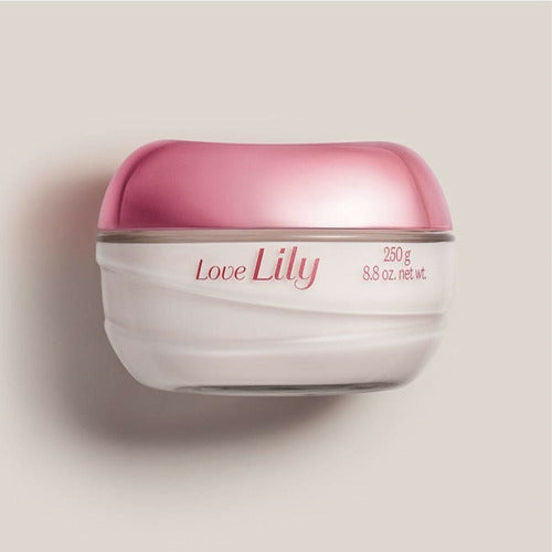 CREME ACETINADO DESODORANTE HIDRATANTE CORPORAL LOVE LILY 250G