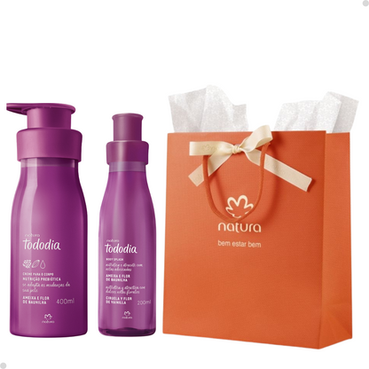 KIT CREME NUTRITIVO E BODY SPLASH TODODIA AMEIXA E FLOR DE BAUNILHA (2 PRODUTOS)